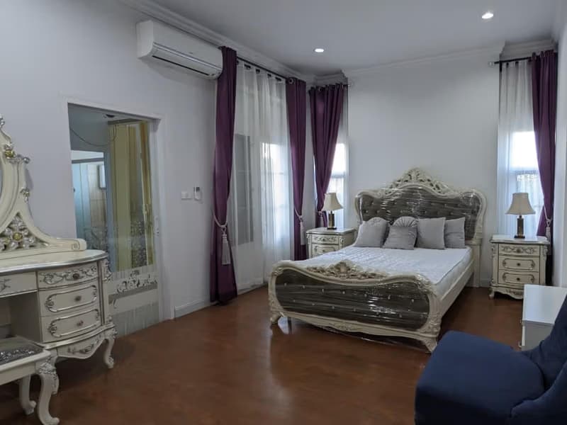 Pool Villa for Rent near Varee School