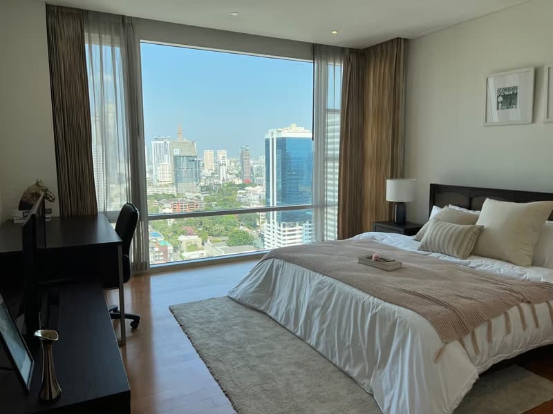 2 Bed Condo for Rent in Watthana