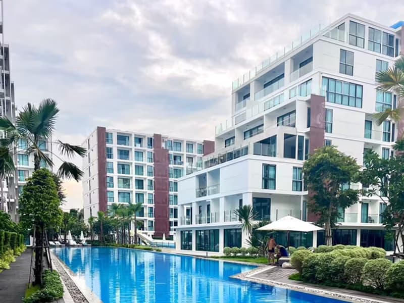 1 Bedroom Condo