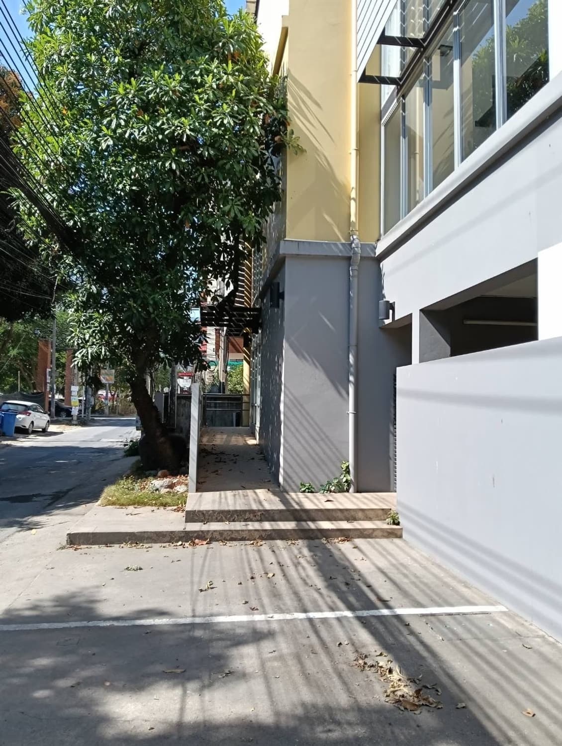 Studio Commercial for Rent in Mueang Chiang Mai District - Image 19