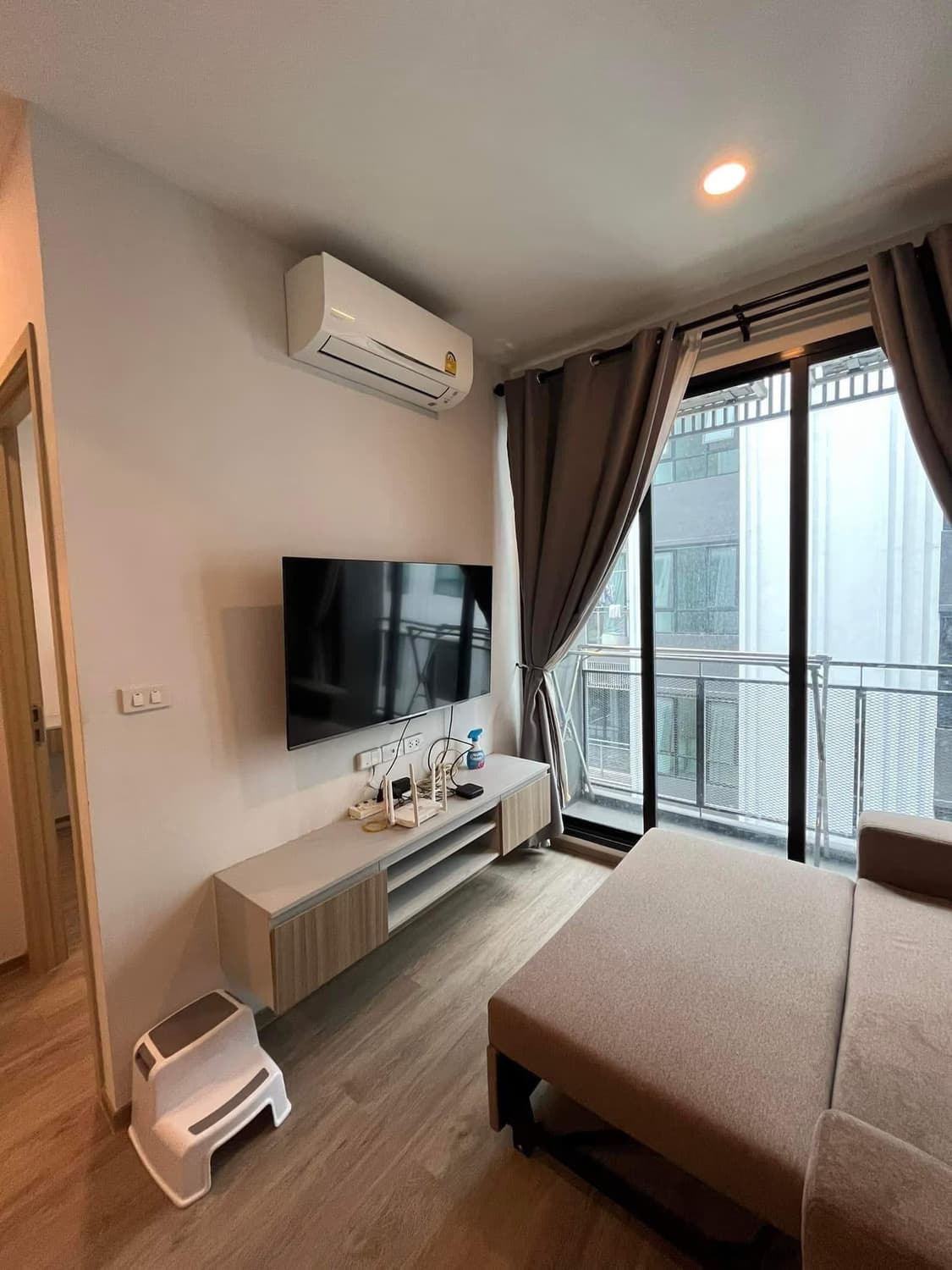 1 Bed Condo for Rent and Sale in Mueang Samut Prakan - Image 4 1 Bed Condo for Rent and Sale in Mueang Samut Prakan - Image 4