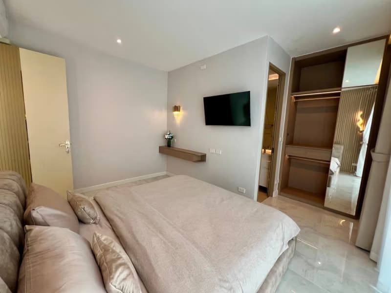 7 Bed House for Rent and Sale in Mueang Chiang Mai District
