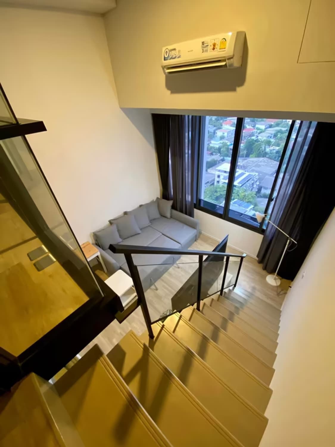 1 Bedroom Condo - Image 1