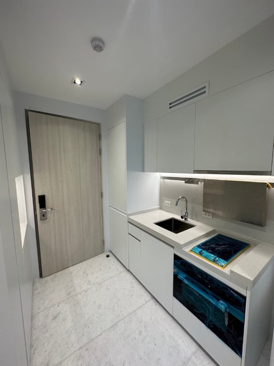1 ห้องนอน Condo สำหรับ จำหน่าย ใน วัฒนา - Image 6