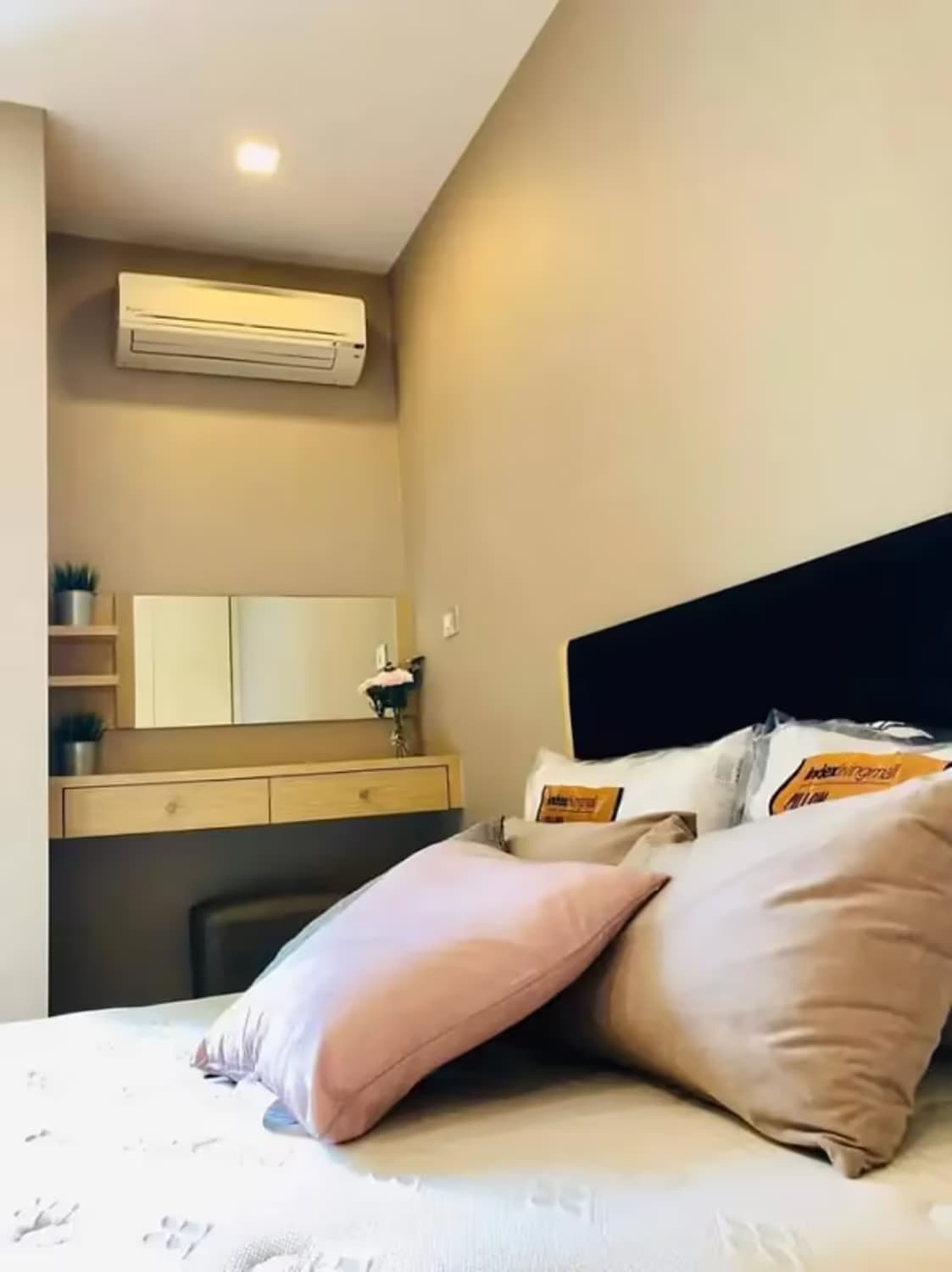 1 Bedroom Condo - Image 3