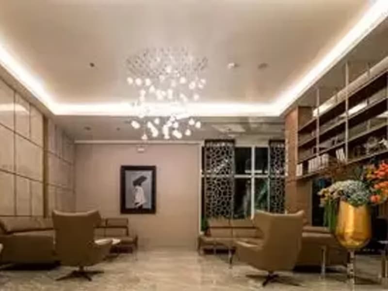1 Bedroom Condo