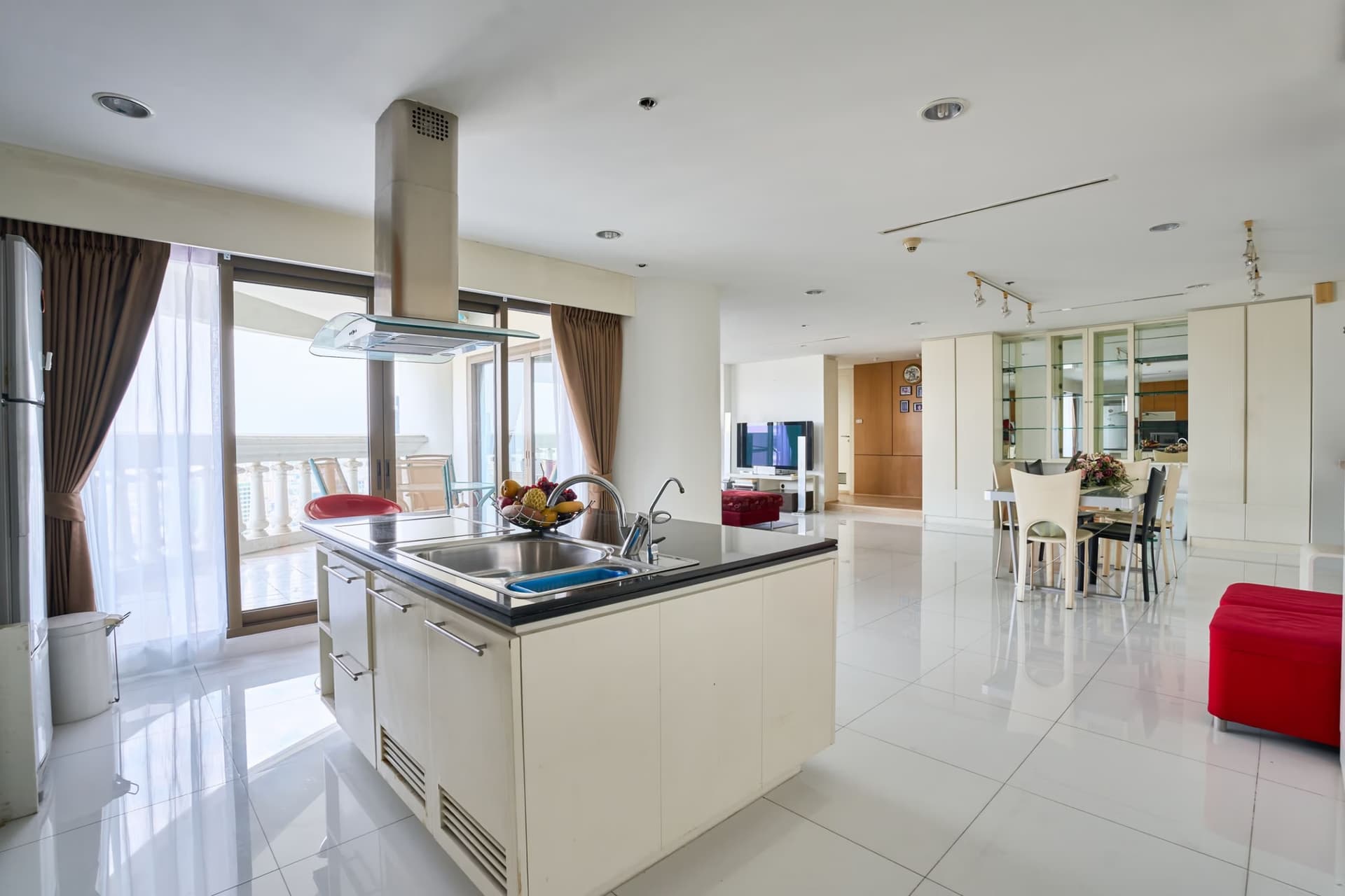 Condo for Rent, Sale at Nusa State Tower Condominium - Image 4