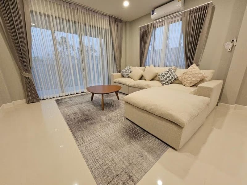 4 Bed House for Rent in Hang Dong