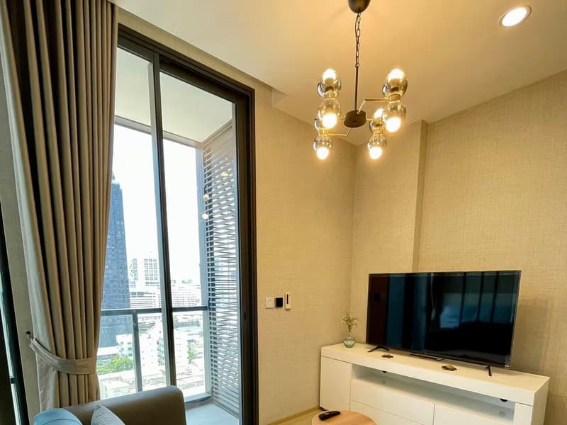 1 Bed Condo for Rent and Sale in Phaya Thai