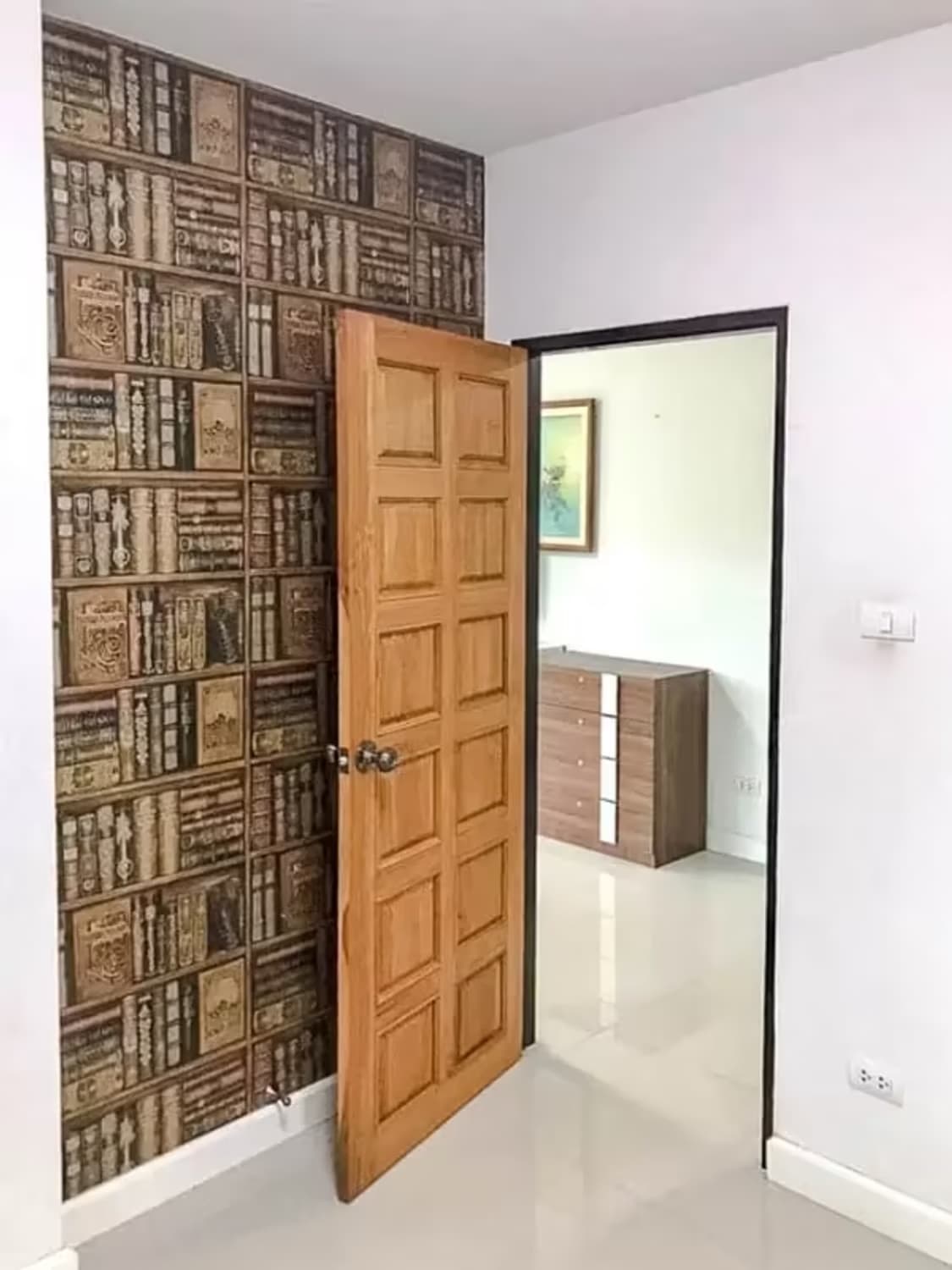 4 Bedroom House - Image 10