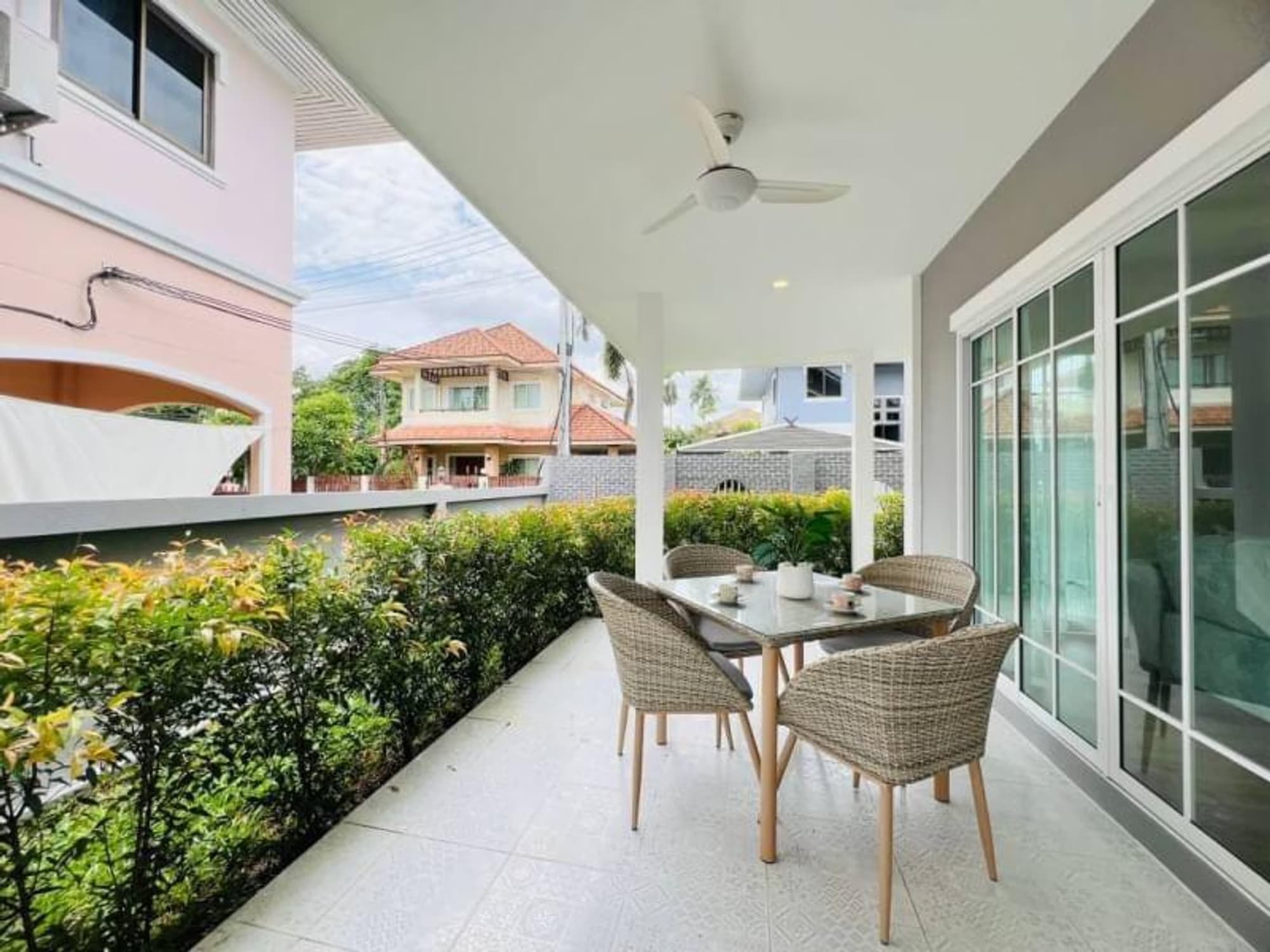 4 Bed House for Rent and Sale in Hang Dong District - Image 19