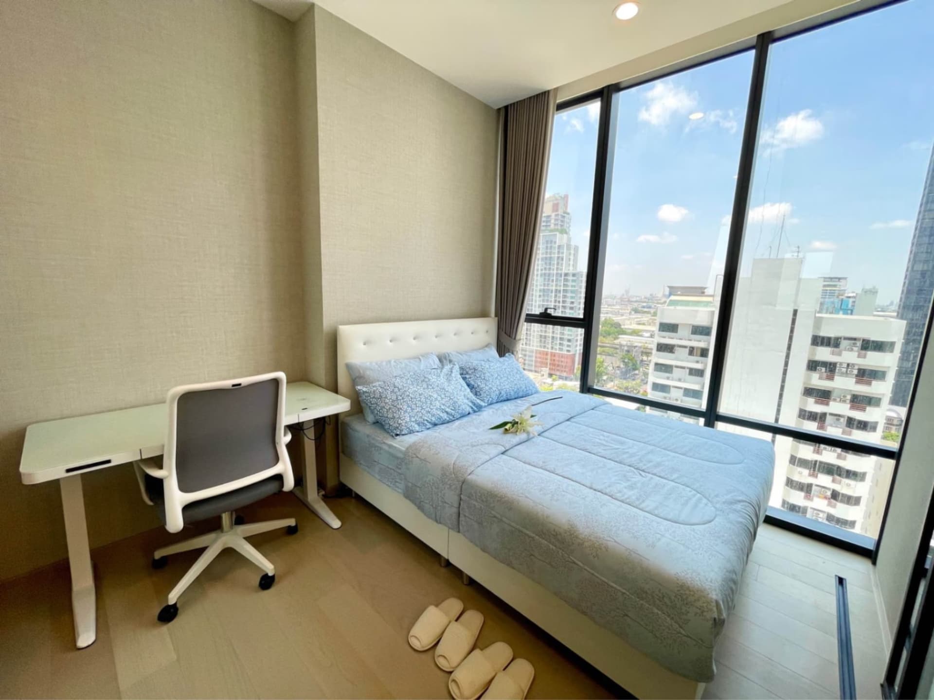 1 Bed Condo for Rent in Phaya Thai - Image 6