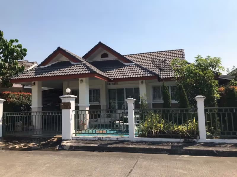 2 Bedroom House