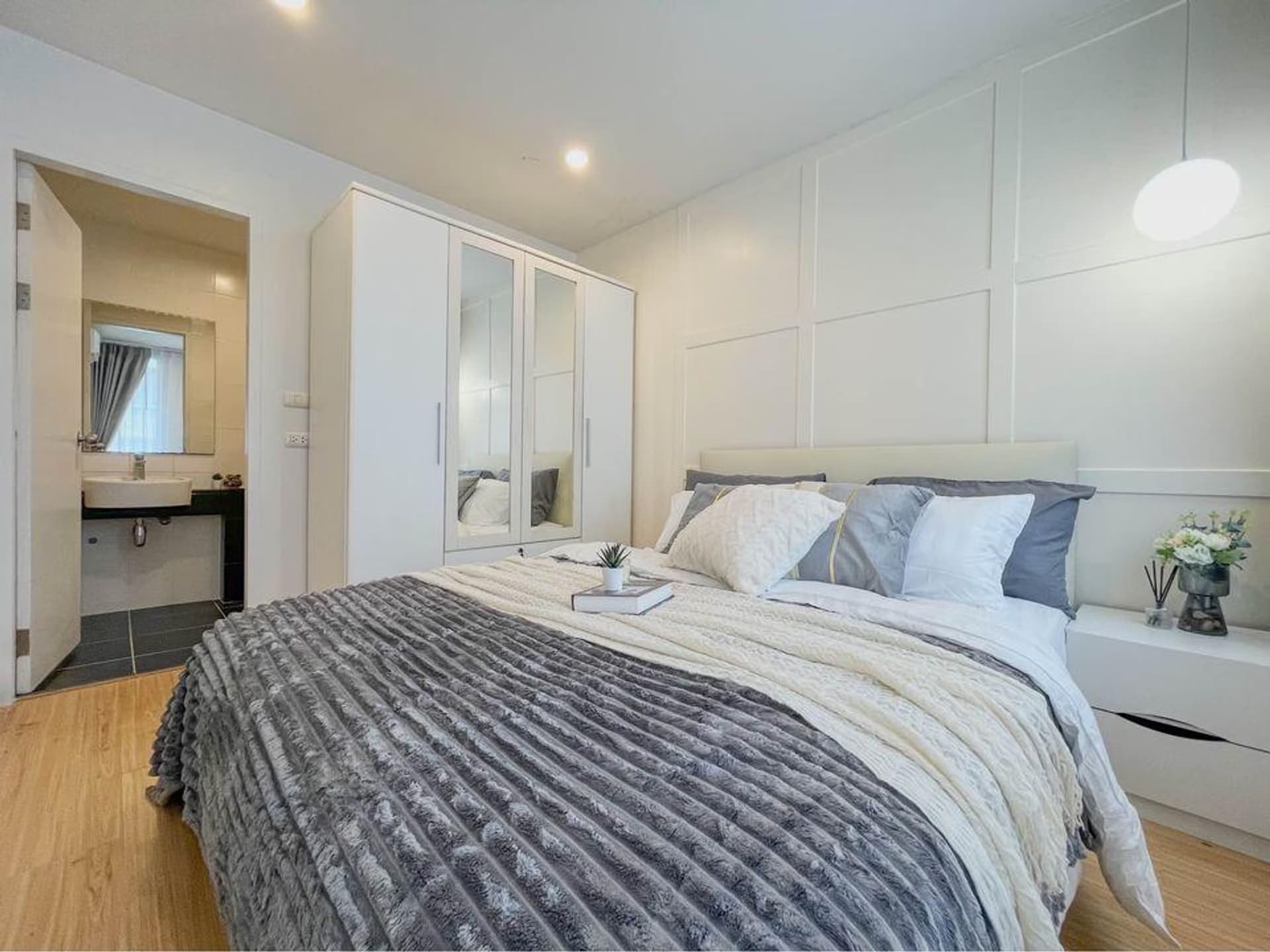 1 Bed Condo for Sale in undefined - Image 17