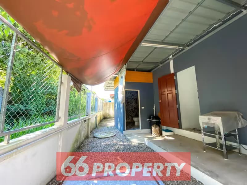 2 Bedroom House