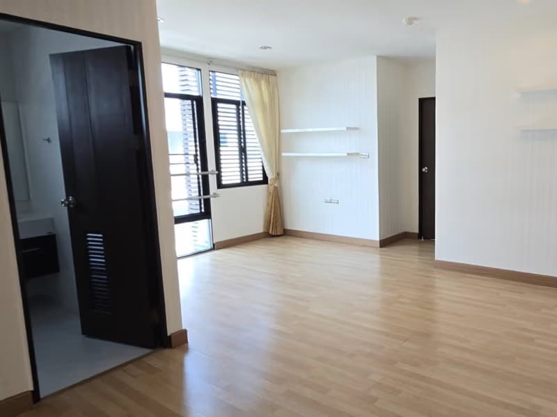 1 Bed Condo for Sale in Mueang Chiang Mai