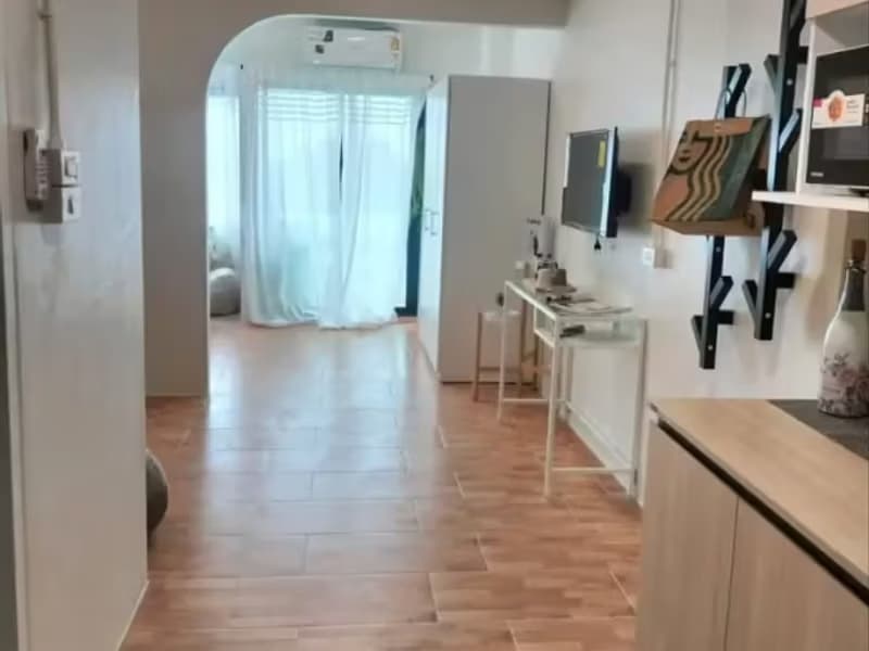 1 Bedroom Condo