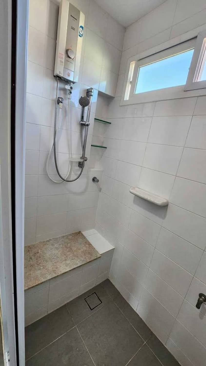 3 Bed House for Rent in Mueang Chiang Mai - Image 11