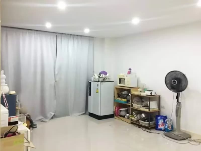 Condo for Sale at The Green 2 Condominium
