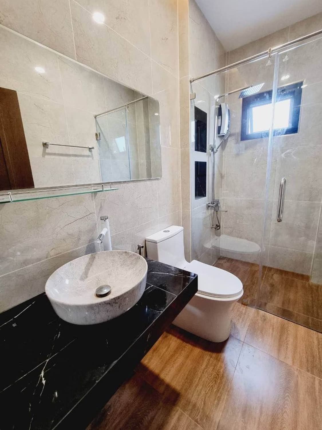 5 Bed House for Rent in San Sai - Image 17