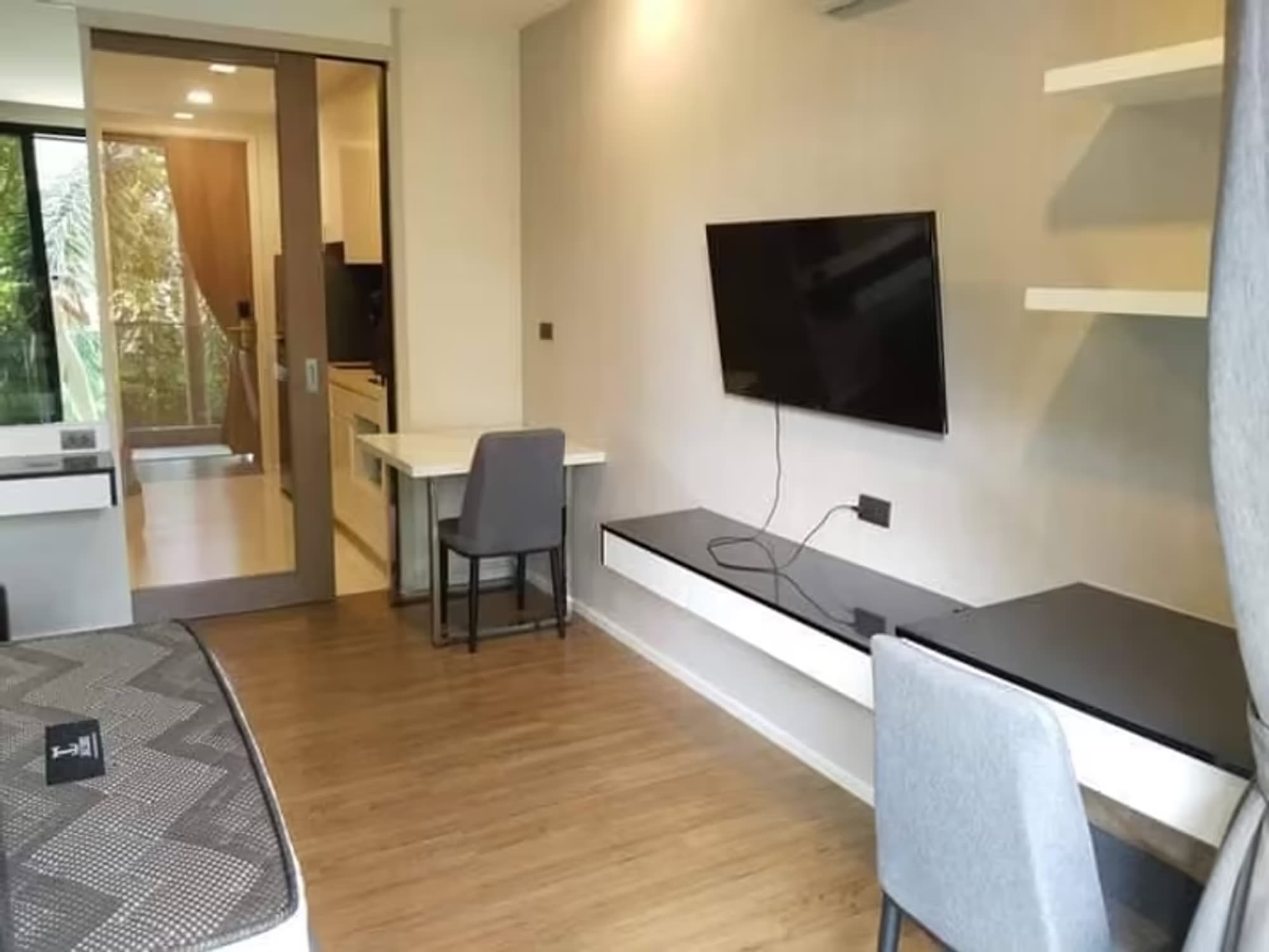 Condo for Sale, Sale w/Tenant at Starhill Condo - Image 8