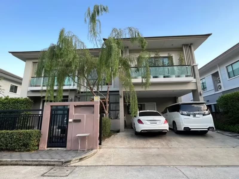 4 Bedroom House