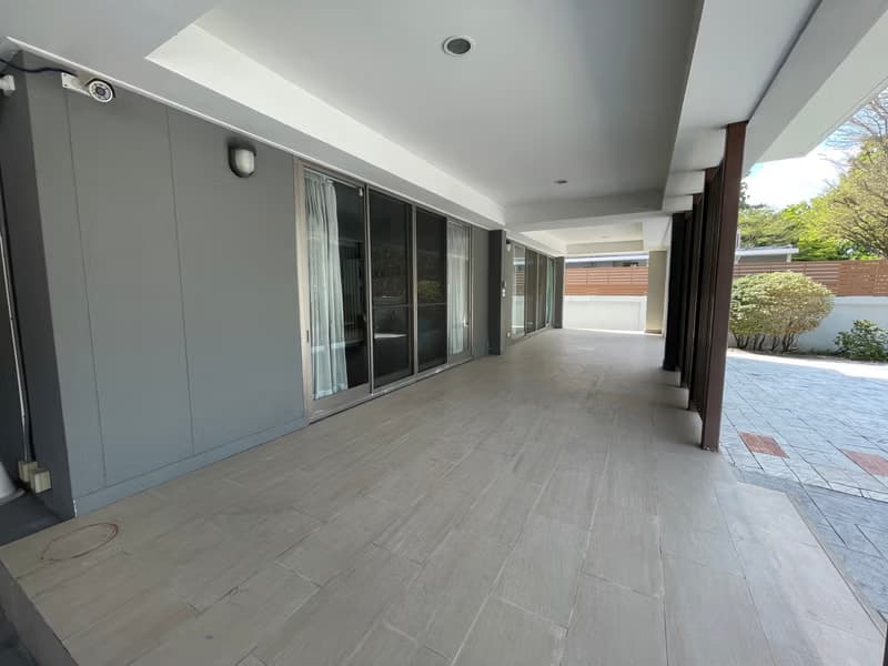 5 Bed House for Sale in Suan Luang