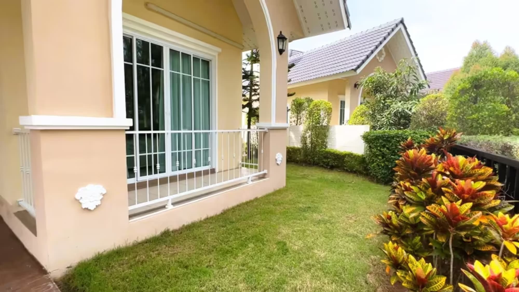 2 Bedroom House - Image 10
