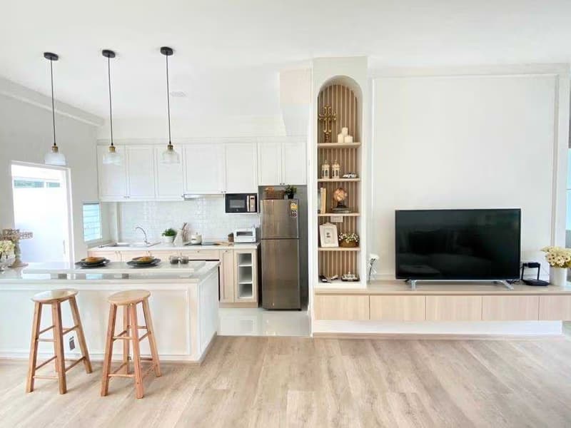 3 Bed Townhouse for Rent and Sale in Prawet