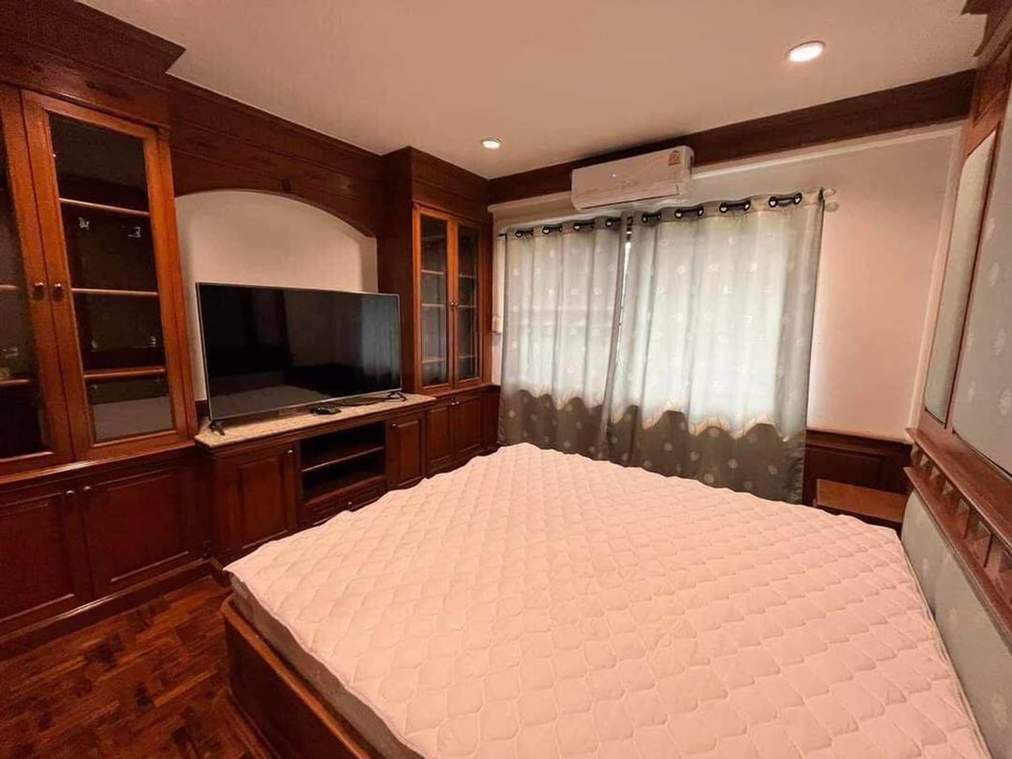 4 Bed House for Rent and Sale in Mueang Chiang Mai - Image 23