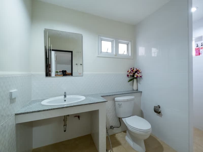 4 Bed House for Rent in Mueang Chiang Mai