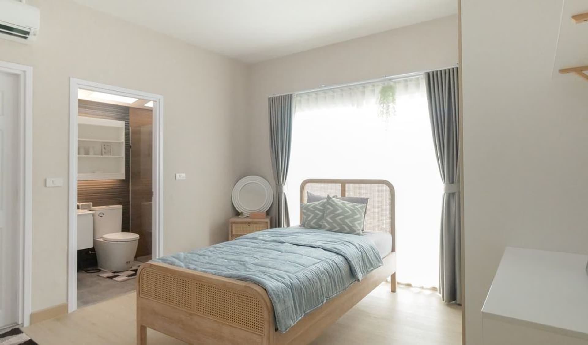 4 Bed House for Sale in Doi Saket District - Image 12