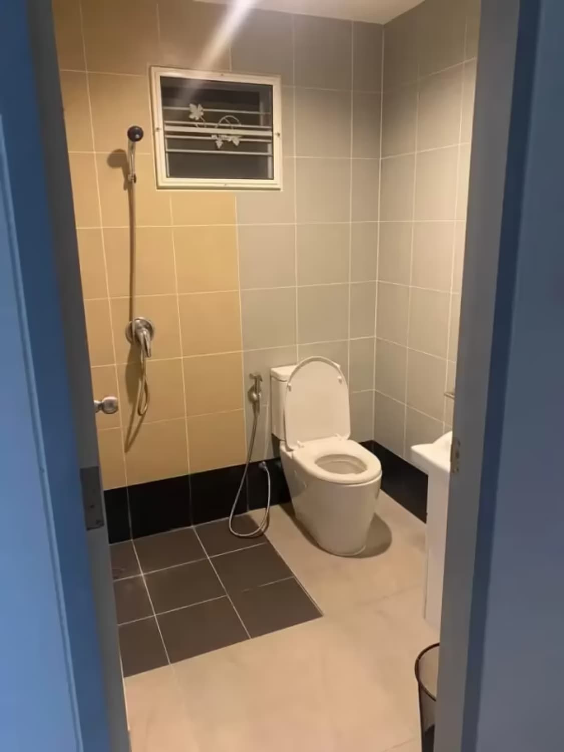 3 Bedroom House - Image 5