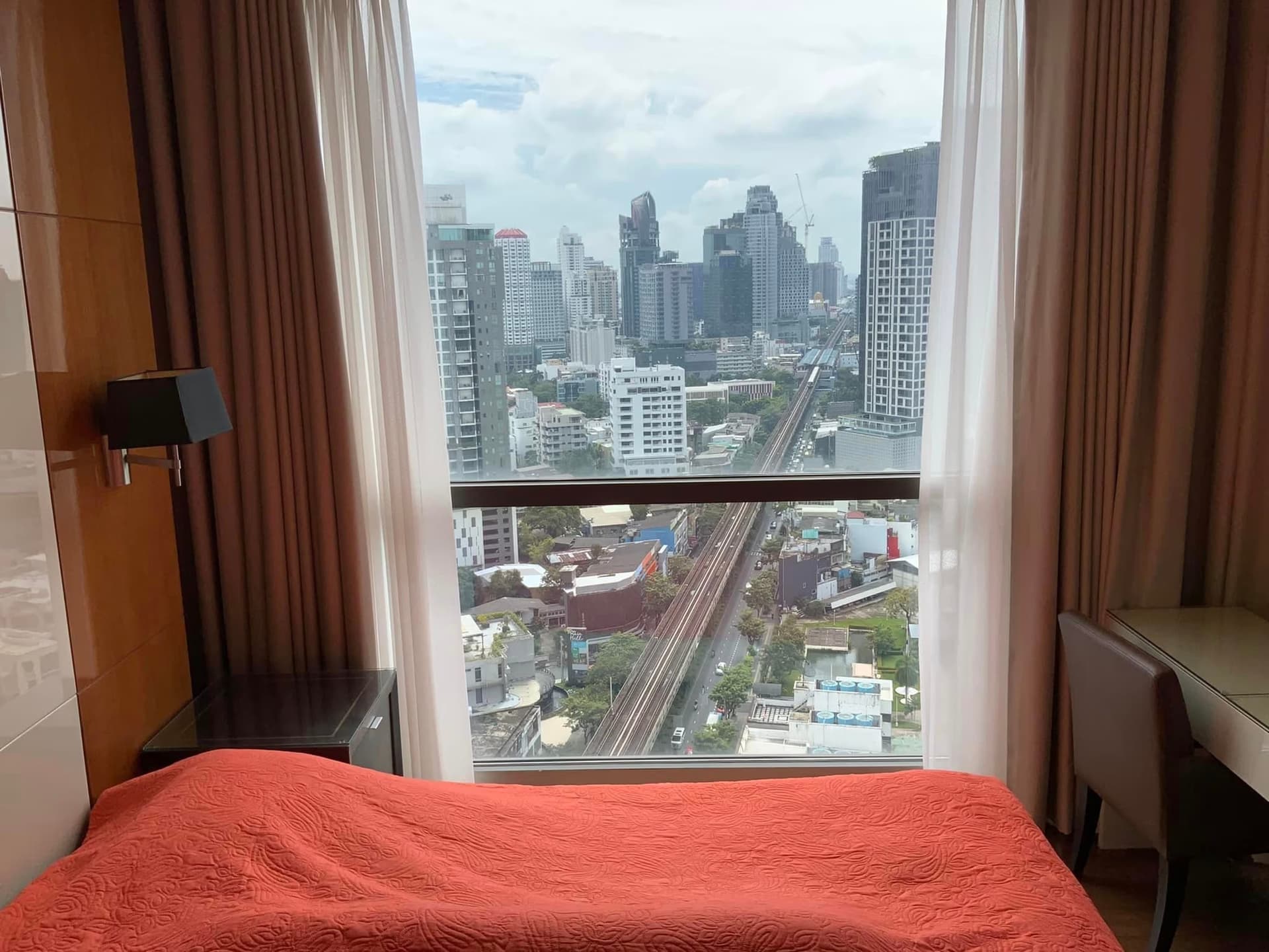  The Address Sukhumvit 28 - Image 3