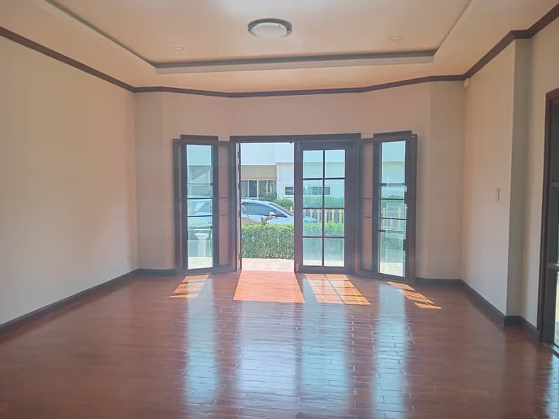 3 Bed House for Sale in San Kamphaeng District