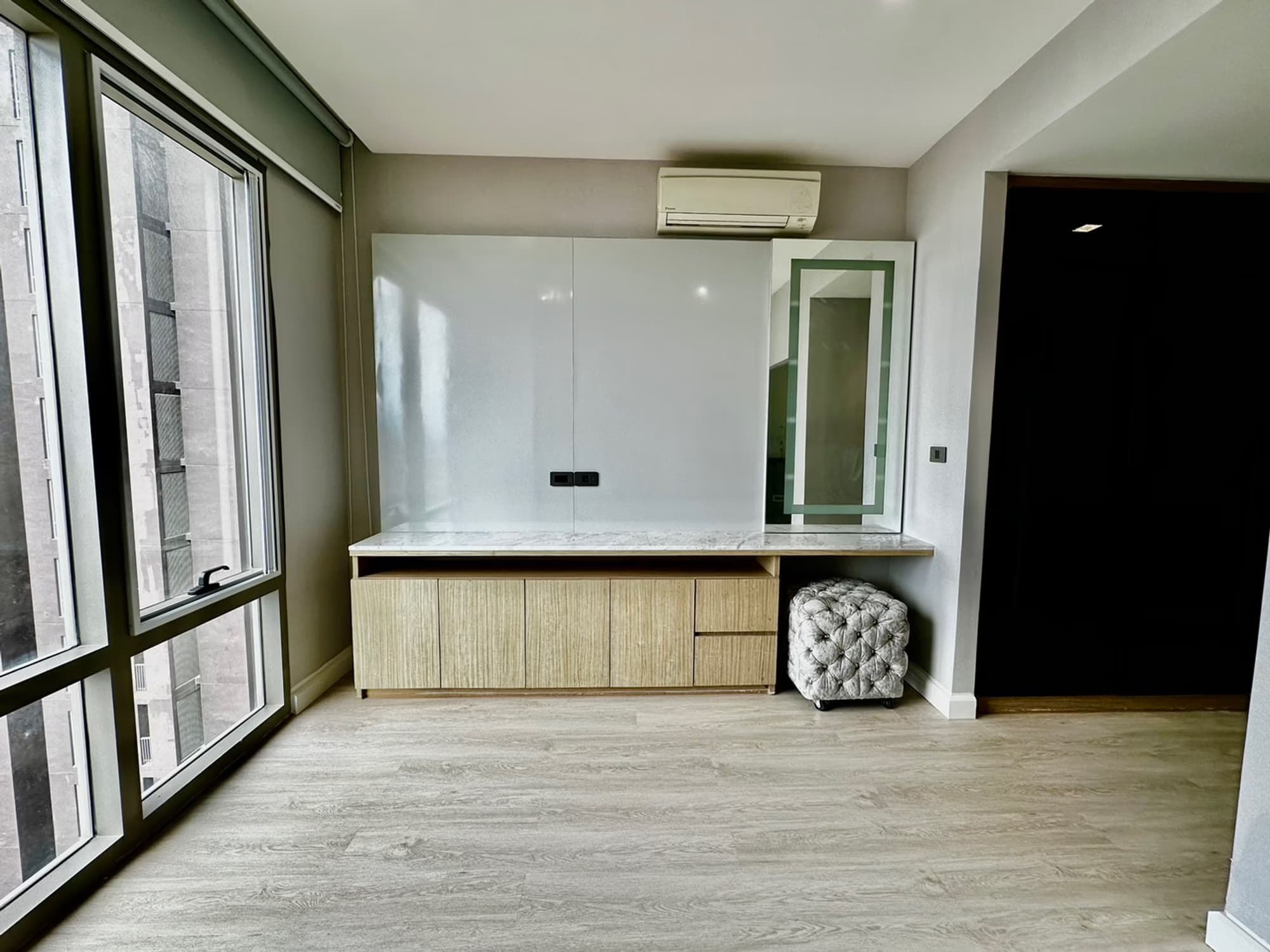 2 Bed Condo for Sale in Bang Kho Laem - Image 2