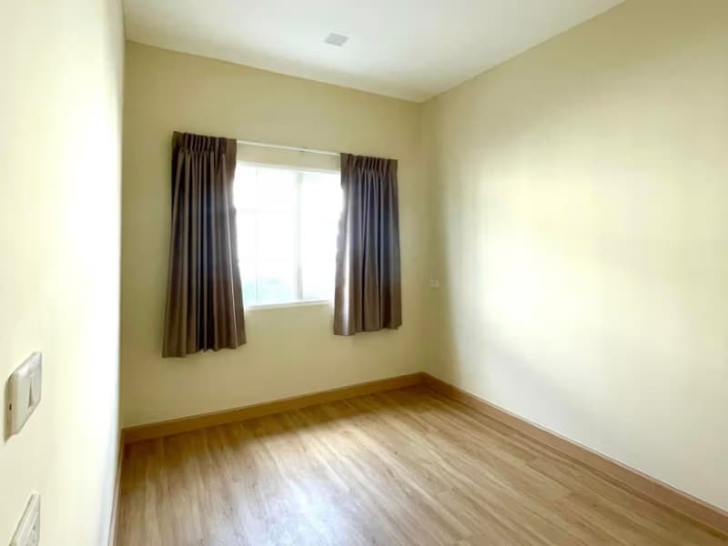 4 Bed Townhouse for Sale in Mueang Samut Prakan
