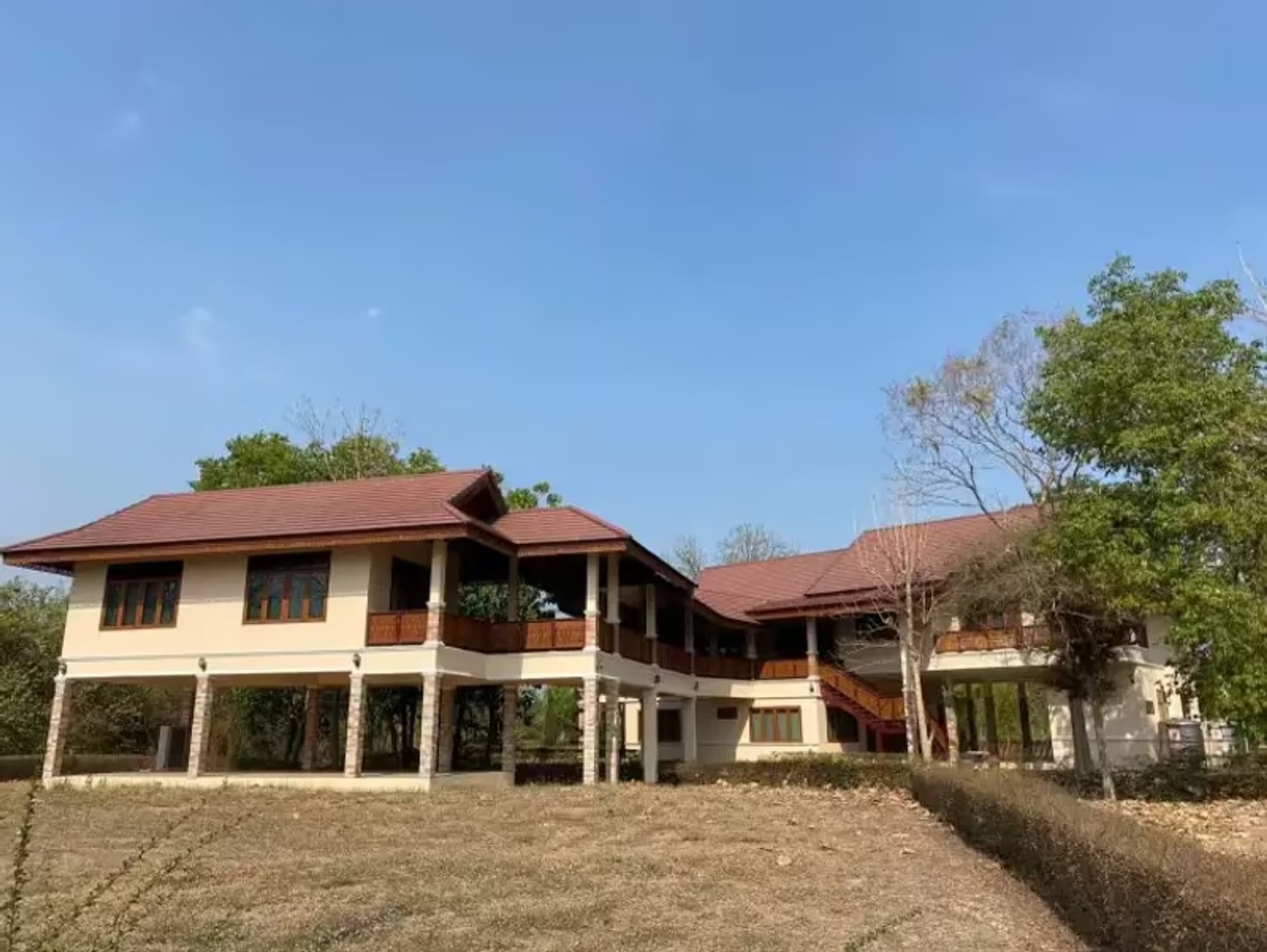 5 Bedroom House - Image 14