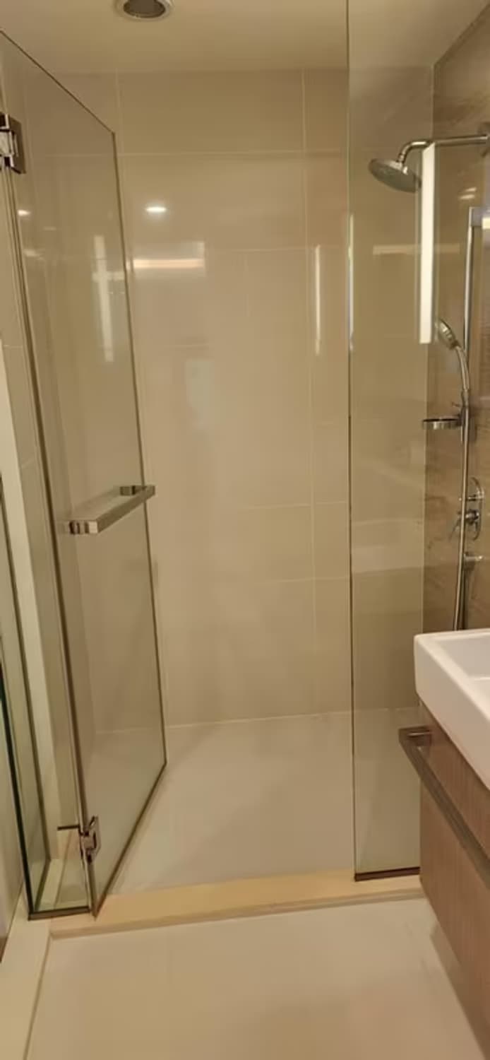  - Image 8