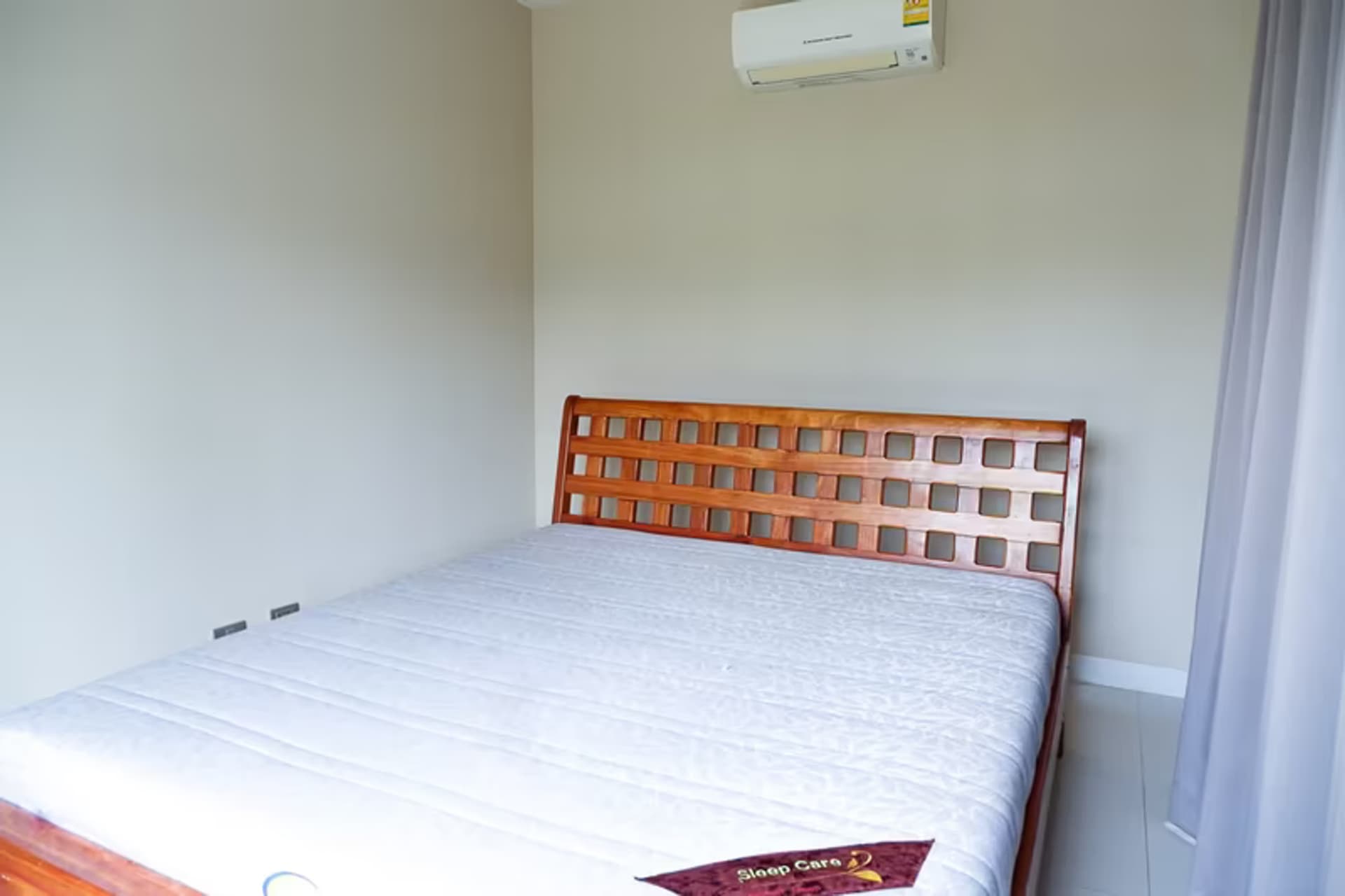 4 Bedroom House - Image 56