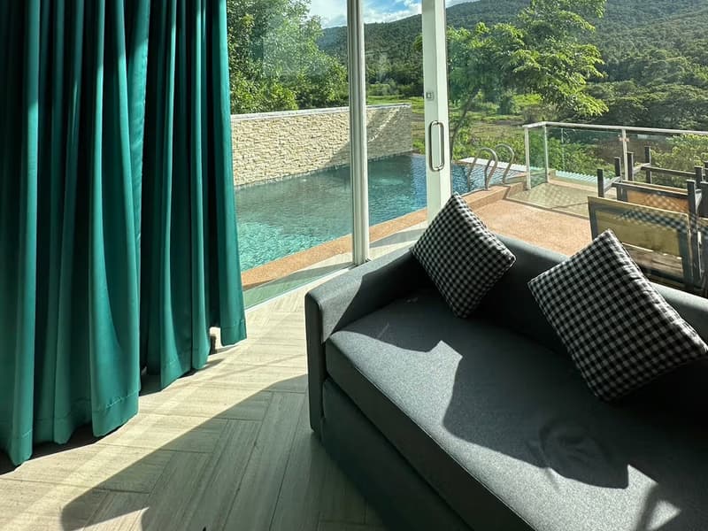 5 Bed House for Rent in Mae Rim
