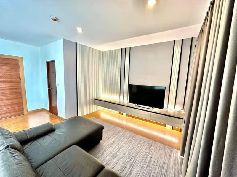 Condo for Sale at Tree Retro Hotel