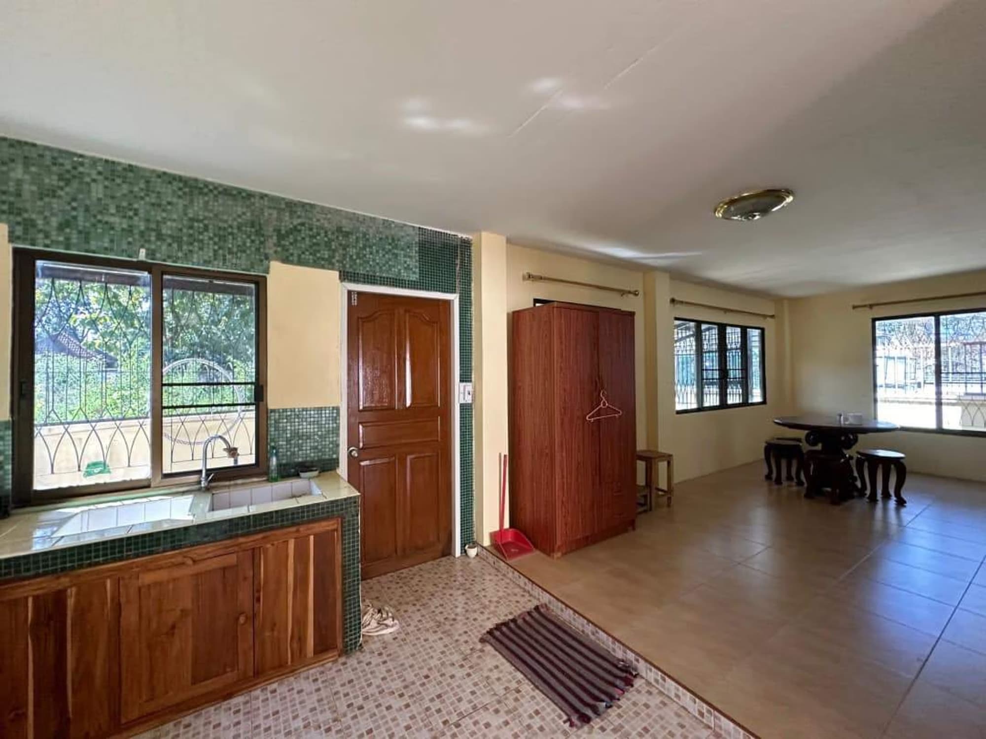 3 Bed House for Rent in อำเภอสันทราย - Image 5