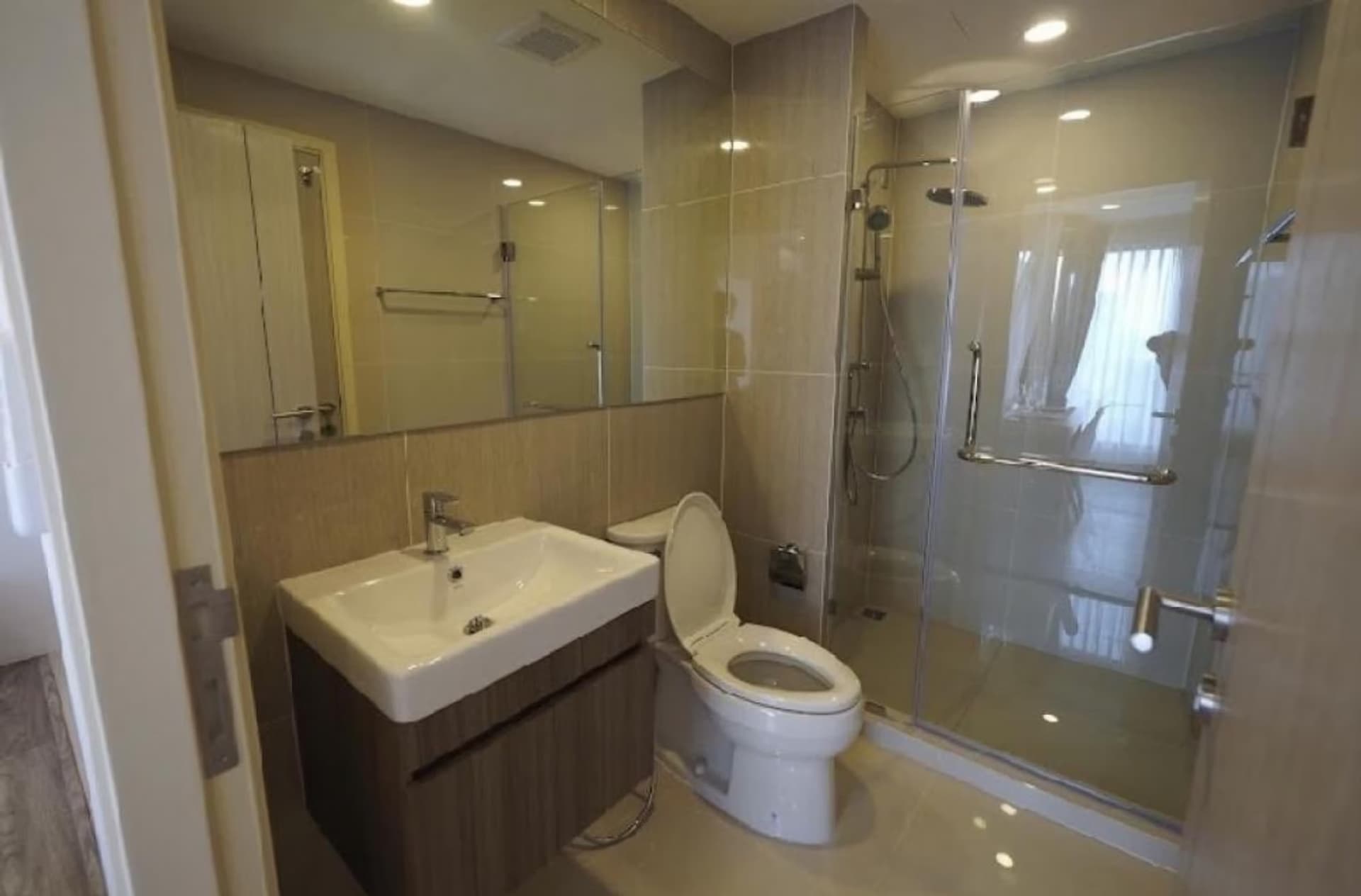2 ห้องนอน คอนโด สำหรับ จำหน่าย ใน Suan Luang - Image 11