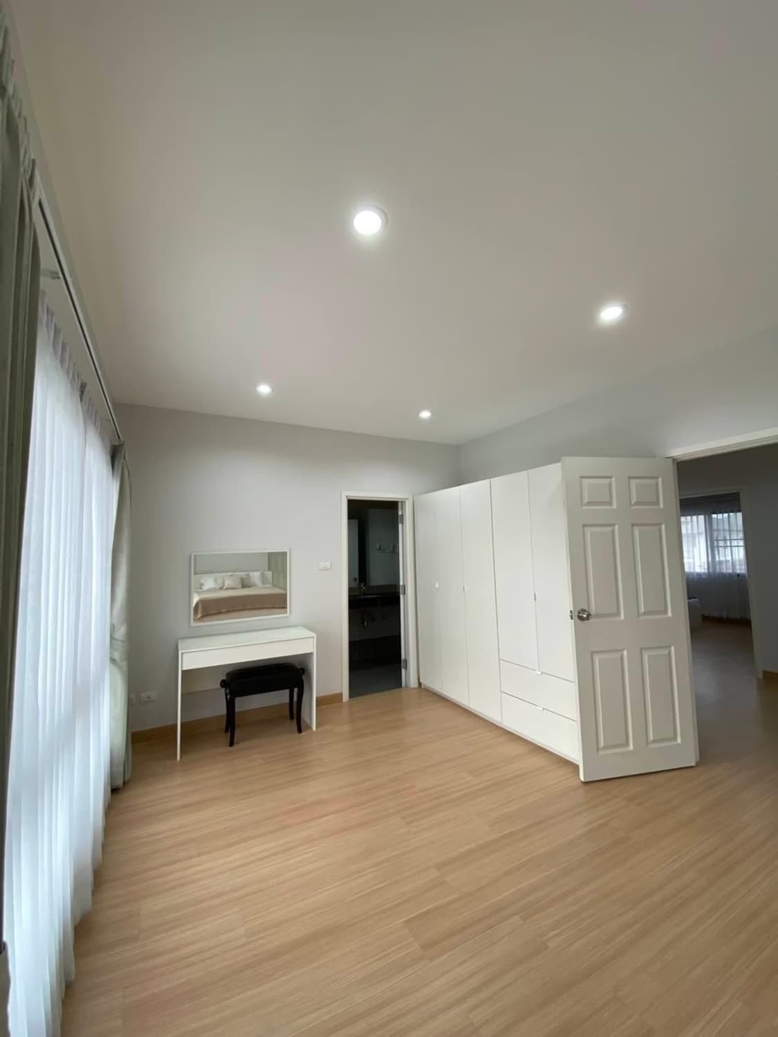 4 Bed House for Rent in Hang Dong - Image 16