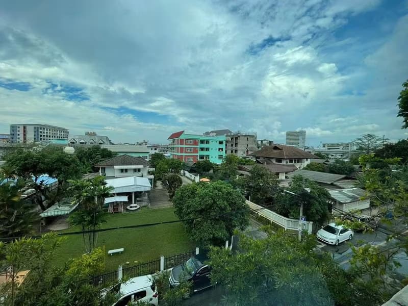  Condo for Rent at DVieng Santitham