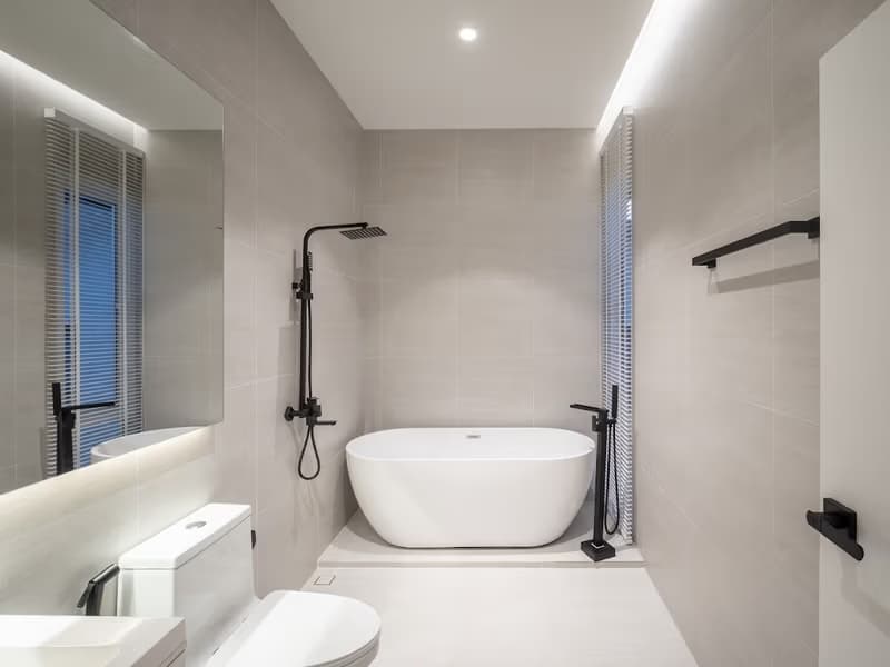 4 Bed House for Rent and Sale in Hang Dong