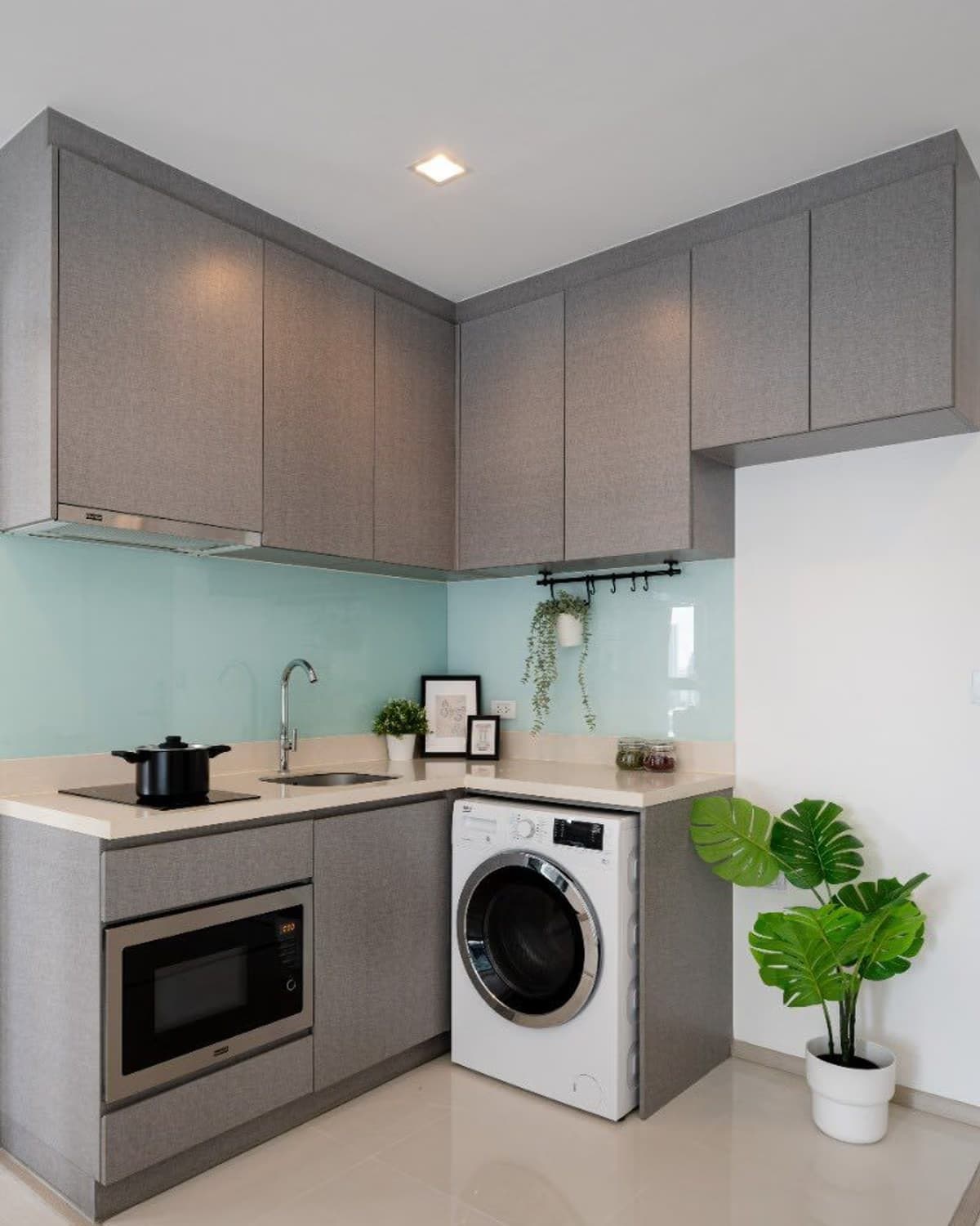 2 Bed Condo for Rent and Sale in Khlong Toei - Image 6
