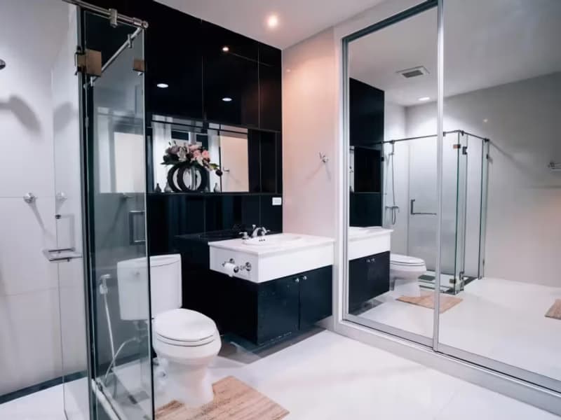 1 Bedroom Condo