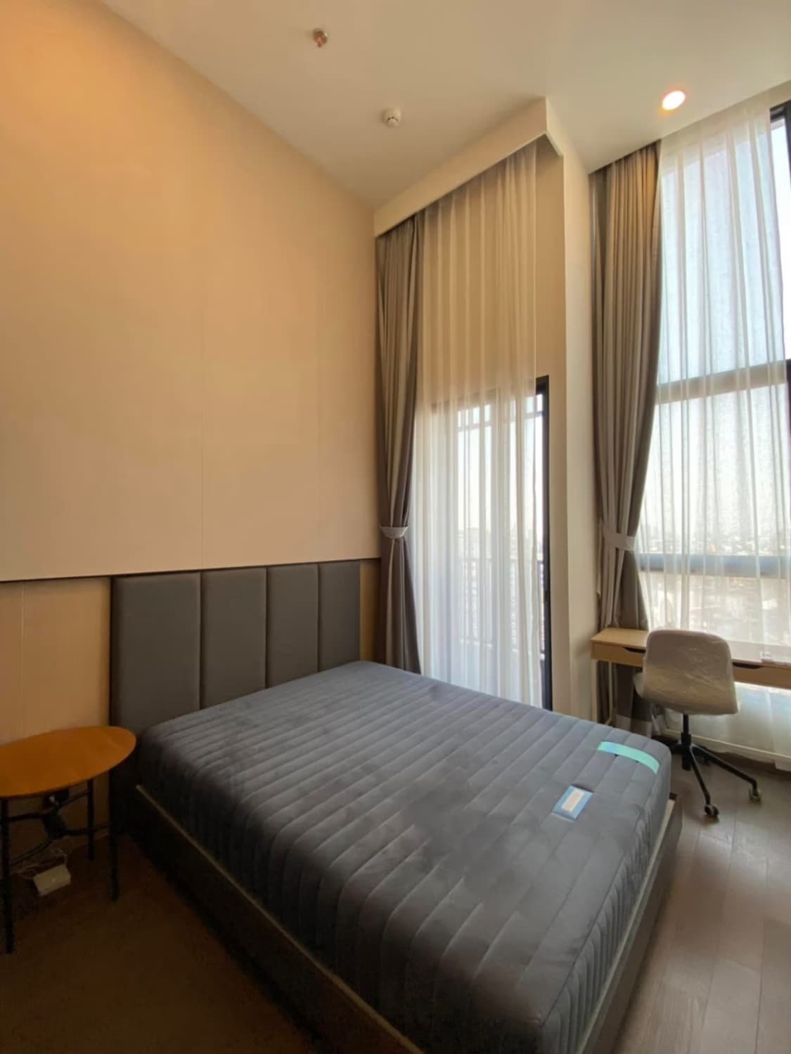 2 Bed Condo for Rent in Bang Rak - Image 3